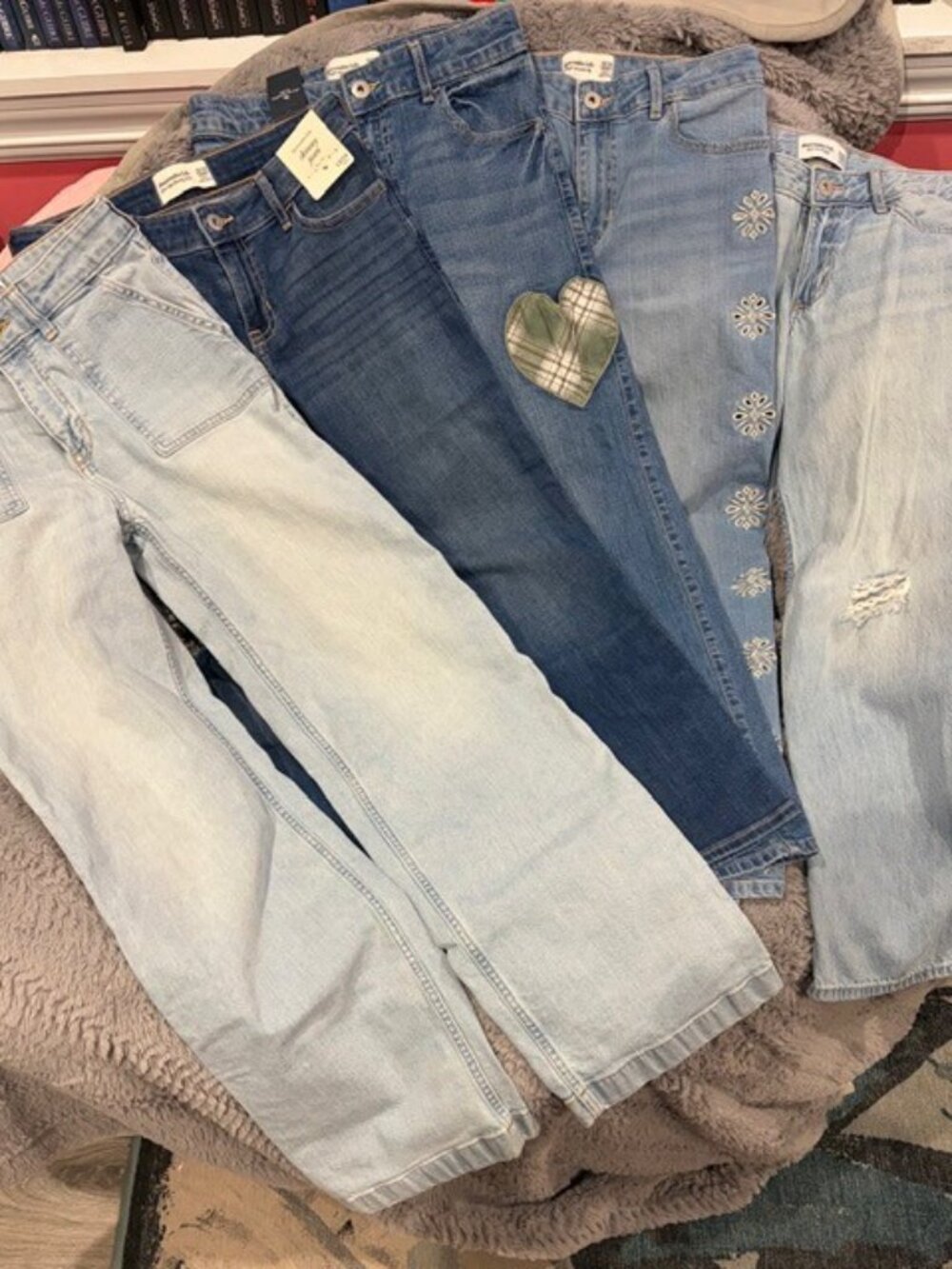 Abercrombie & Fitch Girls Denim Jeans Bundle Size 13/14 NWOT!